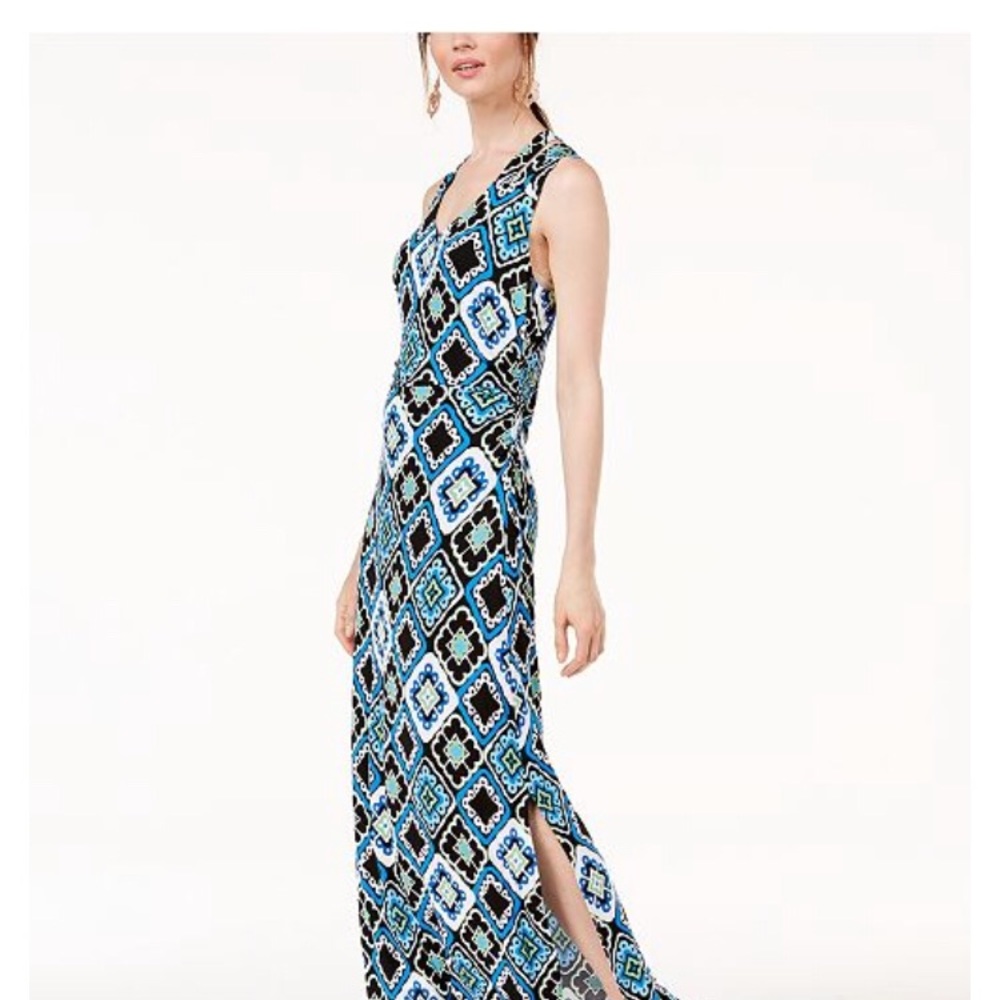 Strapped crisscross back maxi dress